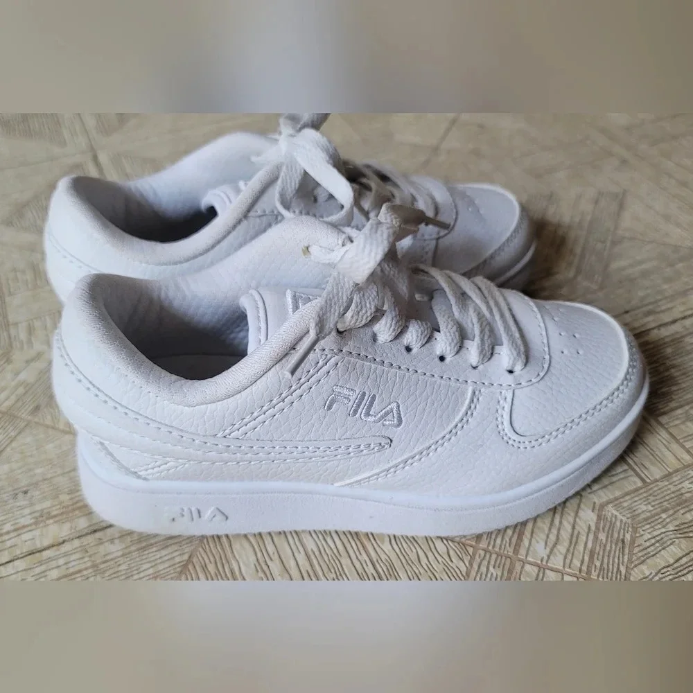 Fila kids white sneakers LIKE NEW